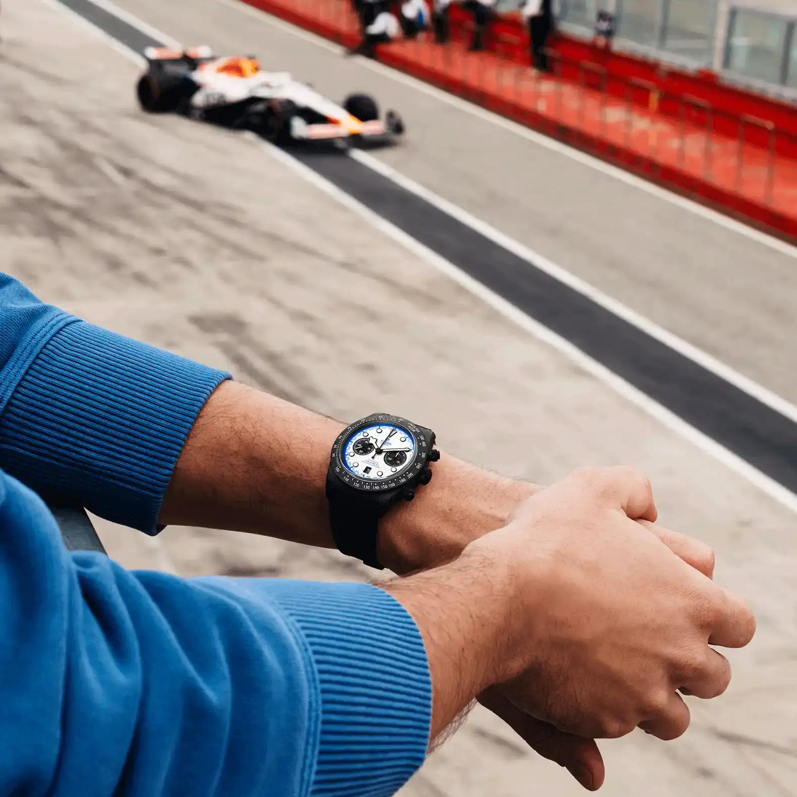 TUDOR BLACK BAY CHRONO CARBON 2025 M79377KN-0001